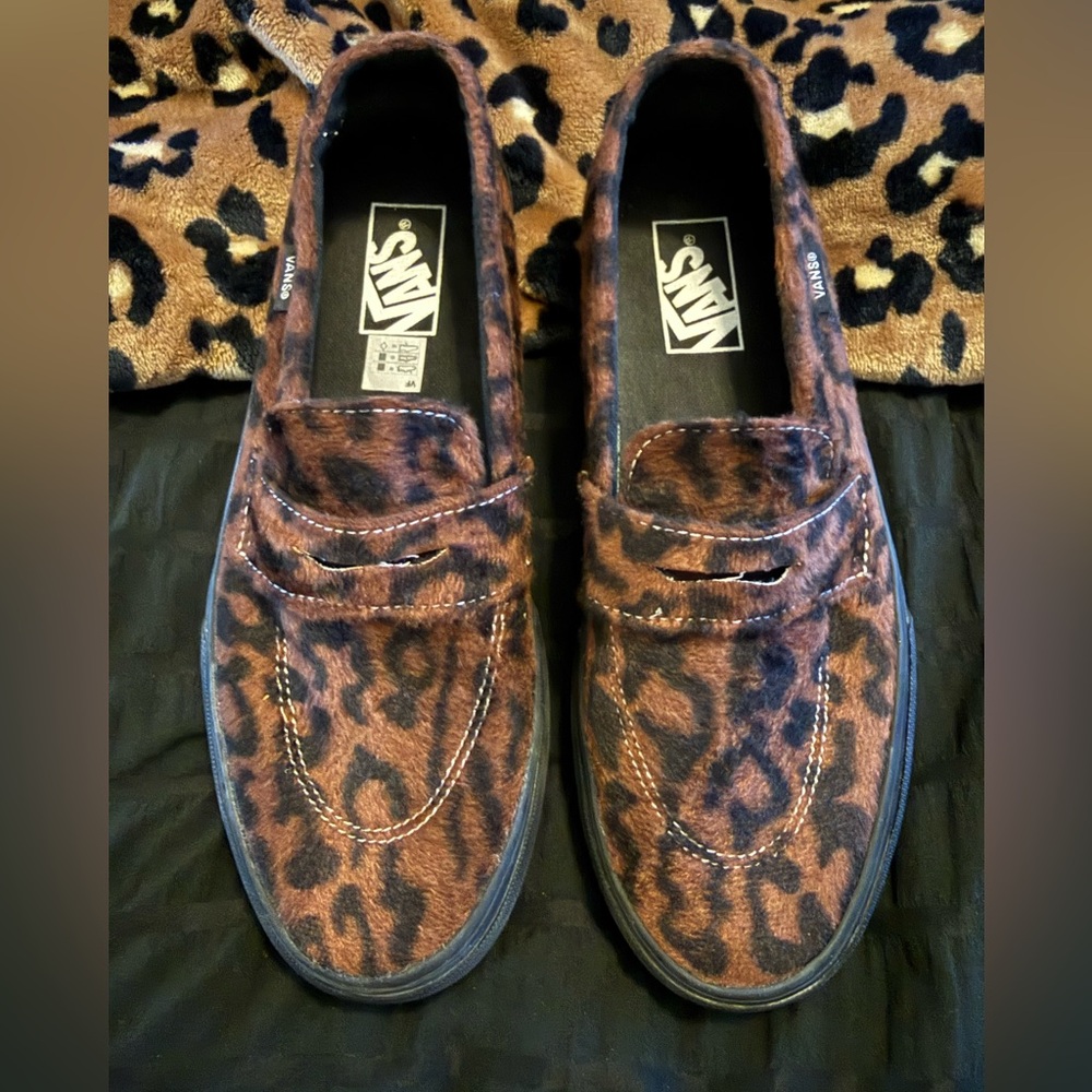 Vans Women's Brown Leopard Sneakers